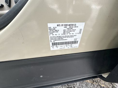 Used 2018 Ford Explorer XLT w/ Equipment Group 202A image 35