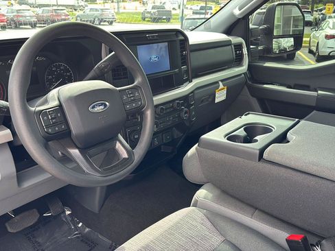 Used 2026 Ford F450 XLT w/ 360-Degree Camera Package AWD/4WD image 16