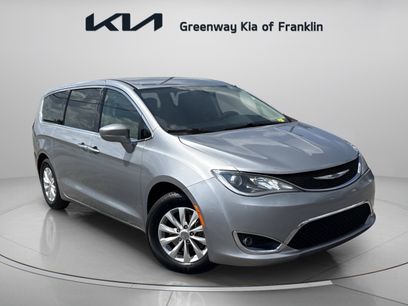 Used 2019 Chrysler Pacifica Touring Plus