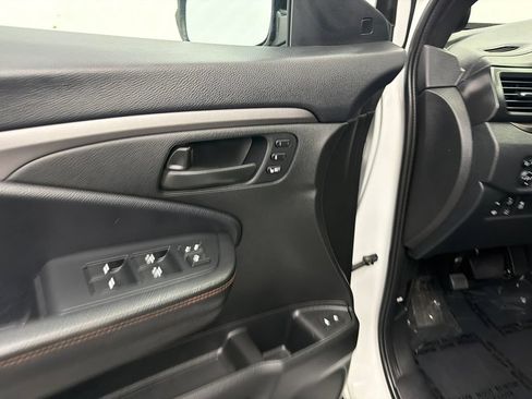 Used 2022 Honda Passport TrailSport image 12