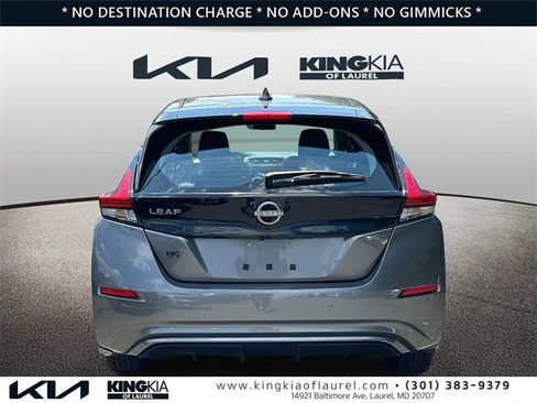 Used 2023 Nissan Leaf S image 24