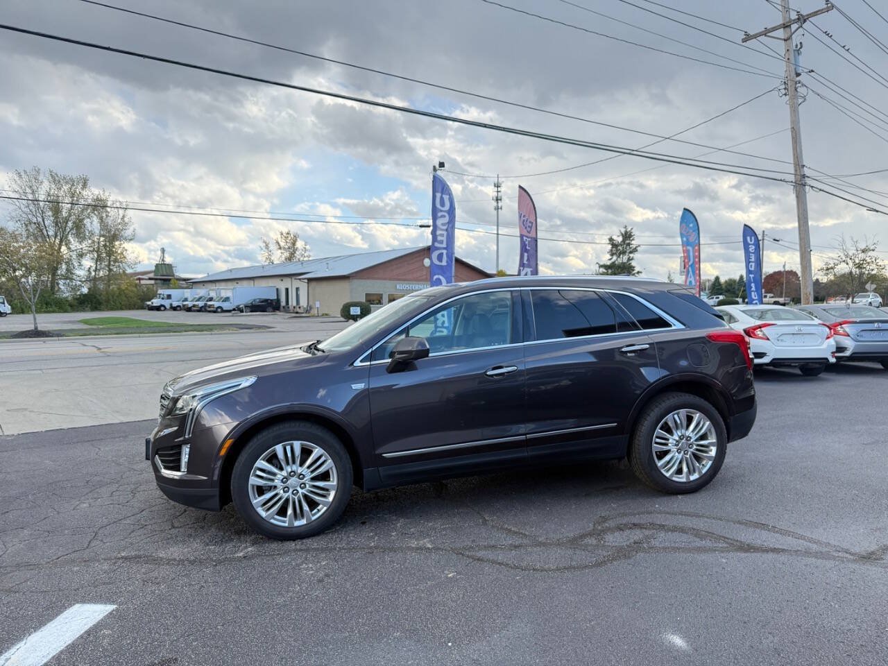 Used 2017 Cadillac XT5 Premium Luxury FWD image 5