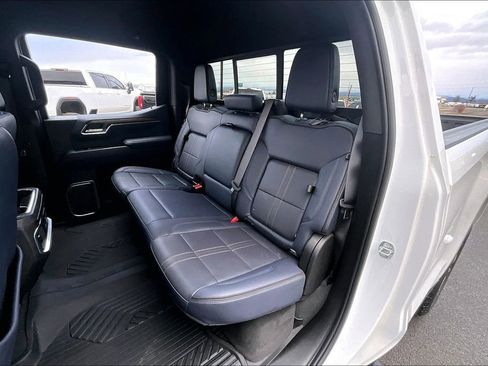 Used 2022 Chevrolet Silverado 1500 High Country w/ Z71 Off-Road Package image 27