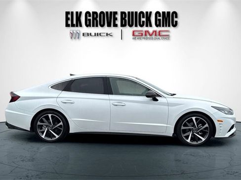 Used 2022 Hyundai Sonata SEL Plus image 3