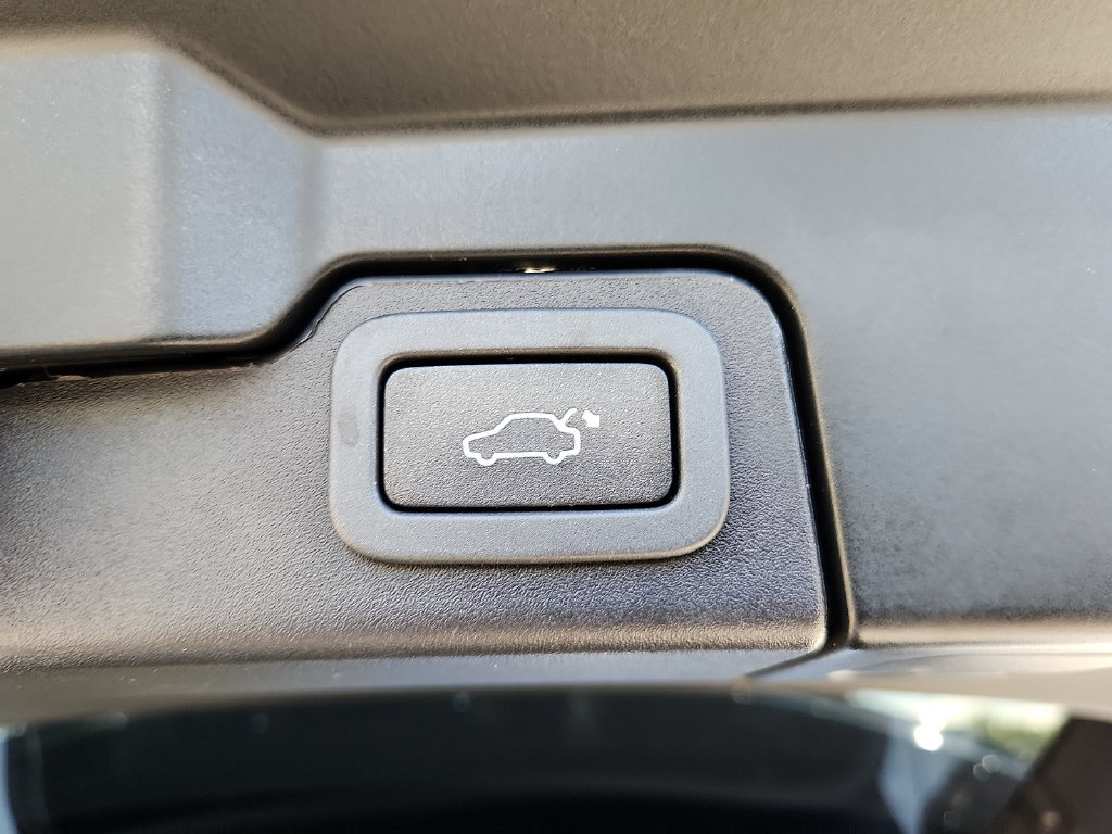 Used 2018 Land Rover Range Rover Evoque SE AWD/4WD image 33