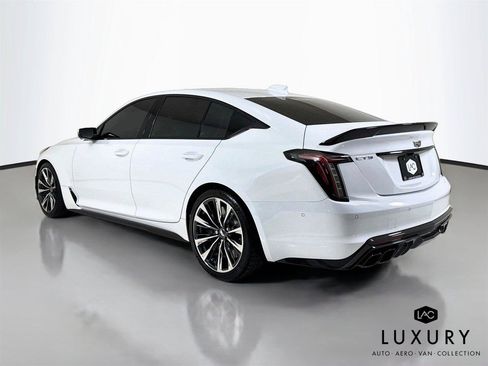 Used 2025 Cadillac CT5 V Blackwing w/ Carbon Fiber 2 Package RWD image 8