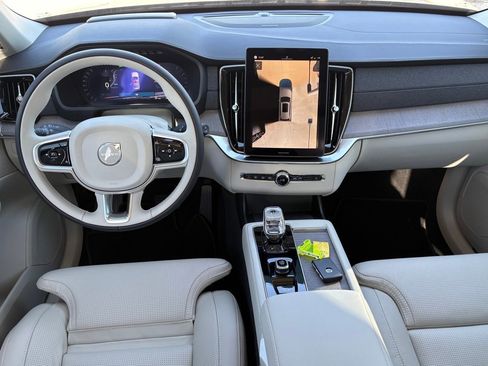 New 2026 Volvo XC90 B6 Ultra w/ Protection Package Premier image 11