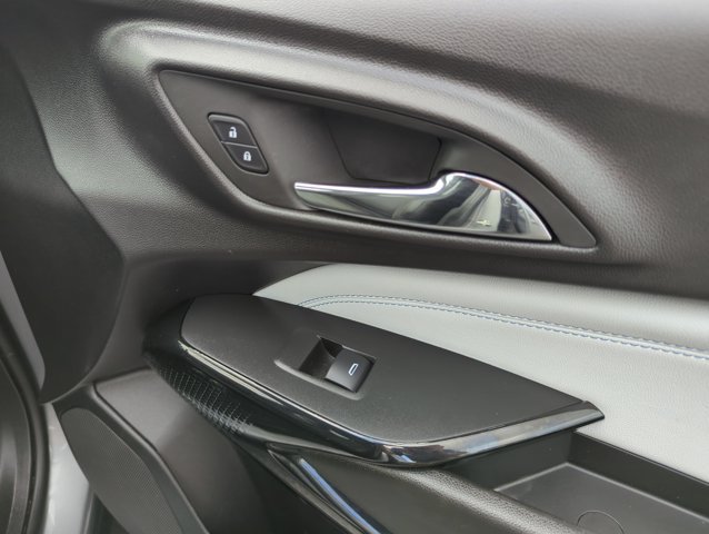 Used 2025 Chevrolet Trax LT w/ LT Convenience Package FWD image 33