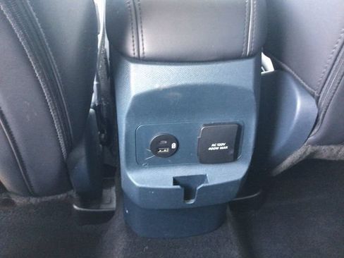 Used 2024 Ford Maverick Lariat w/ Black Appearance Package FWD image 44