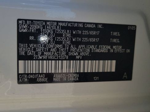 Used 2025 Toyota RAV4 XLE w/ Convenience Package FWD image 24