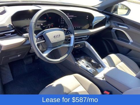 Used 2025 Audi Q5 Premium w/ Convenience Package AWD/4WD image 24