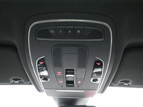 Used 2015 Audi A8 4.0T w/ Premium Package image 29