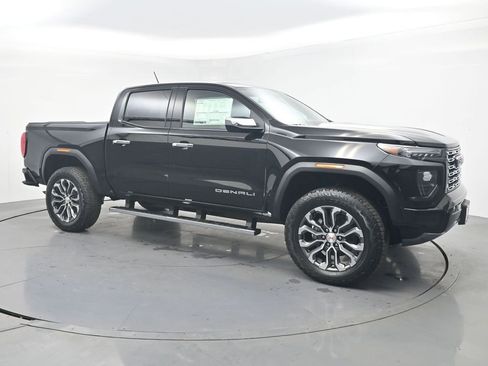 New 2026 GMC Canyon Denali image 7