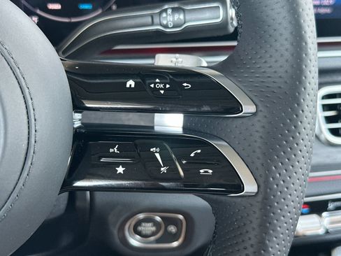 New 2026 Mercedes-Benz GLS 450 4MATIC image 28