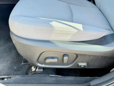 Used 2017 Subaru Forester 2.5i Premium w/ All-Weather Package AWD/4WD image 26