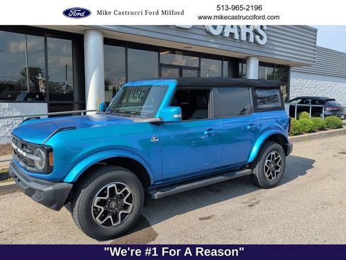 Used 2023 Ford Bronco Outer Banks AWD/4WD image 1