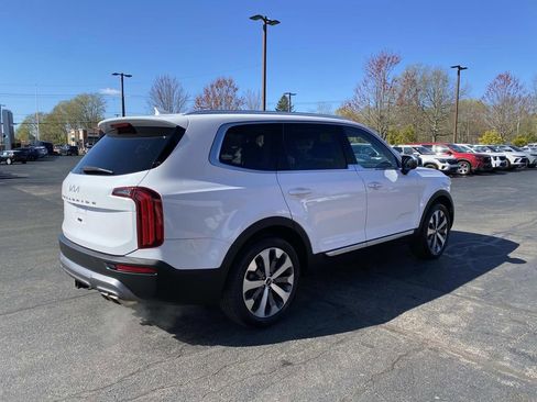 Used 2022 Kia Telluride EX w/ EX Premium Package AWD/4WD image 7
