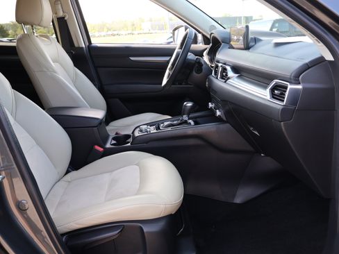 Used 2023 MAZDA CX-5 AWD 2.5 S w/ Select Package image 7