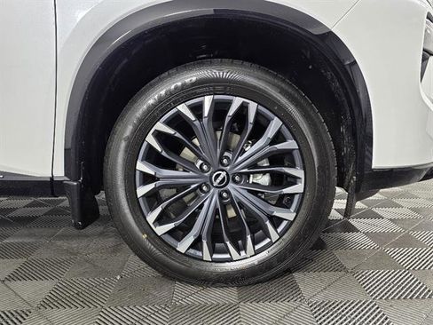 New 2026 Nissan Rogue Platinum image 12