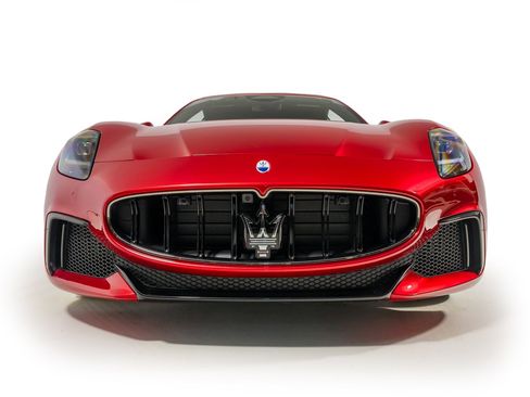 Used 2024 Maserati GranCabrio Trofeo image 3