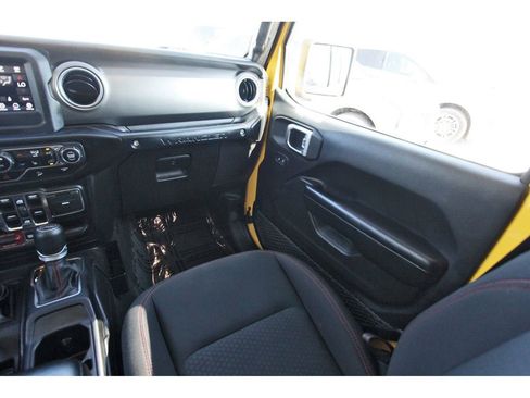 Used 2019 Jeep Wrangler Unlimited Rubicon w/ LED Lighting Group image 8