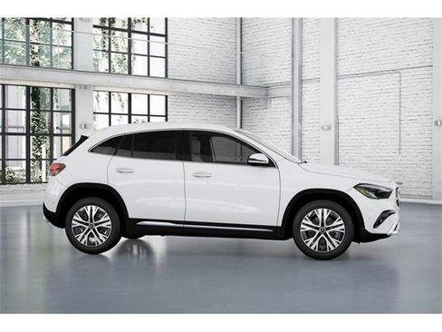 New 2026 Mercedes-Benz GLA 250 4MATIC image 15