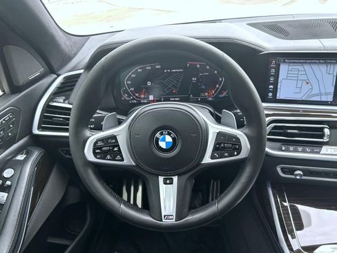 Used 2020 BMW X7 M50i w/ Dynamic Handling Package AWD/4WD image 11