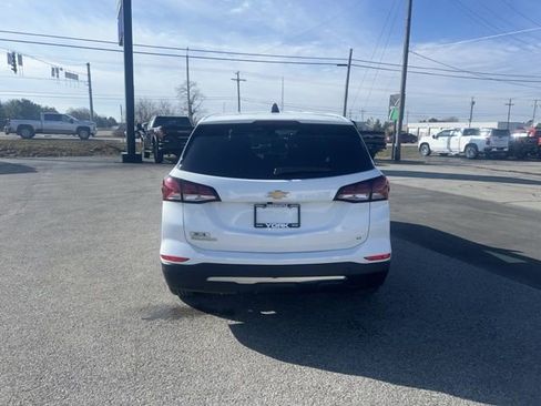 Used 2024 Chevrolet Equinox LT w/ LPO, Floor Liner Package image 9