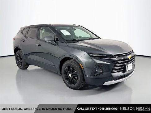 Used 2019 Chevrolet Blazer LT w/ LPO, Sport Package AWD/4WD image 3