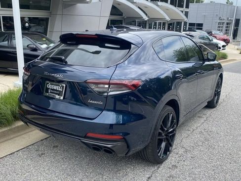 New 2024 Maserati Levante Trofeo image 5