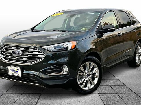 Used 2024 Ford Edge Titanium image 11