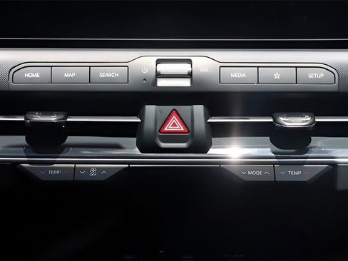 Used 2025 Kia K4 EX image 25