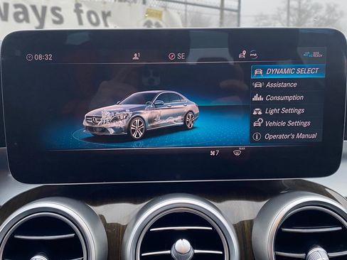 Used 2019 Mercedes-Benz C 300 Sedan image 28