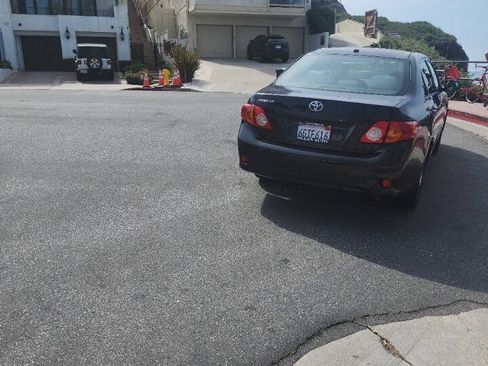 Used 2009 Toyota Corolla FWD image 5