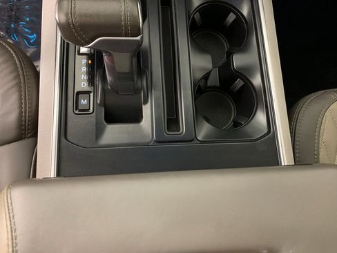 Used 2024 Ford F150 Platinum w/ Equipment Group 703A Plus image 27