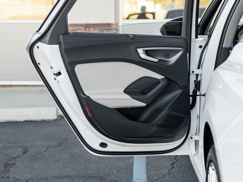 New 2025 Audi A5 2.0T Premium Plus image 19