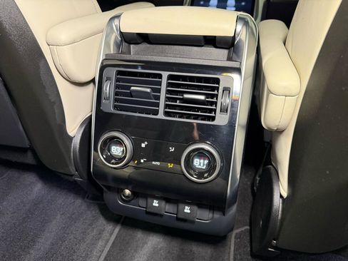 Used 2020 Land Rover Range Rover Sport HSE image 35