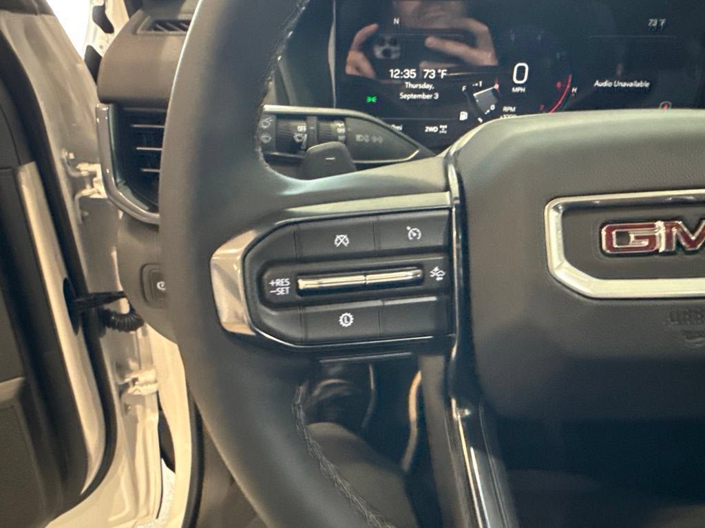 New 2027 GMC Terrain AT4 w/ Convenience Package III AWD/4WD image 34