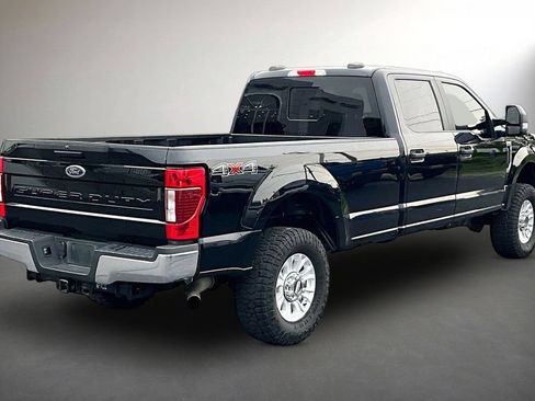 Used 2022 Ford F350 XL w/ STX Appearance Package AWD/4WD image 5