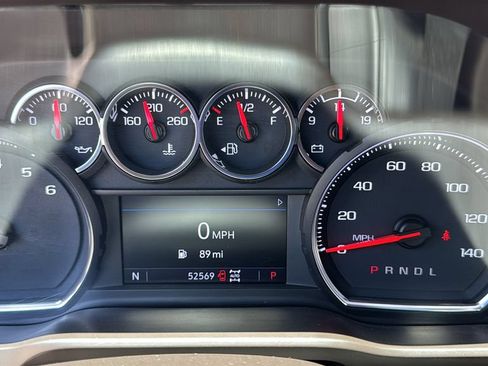 Used 2020 Chevrolet Silverado 1500 LT Trail Boss AWD/4WD image 8