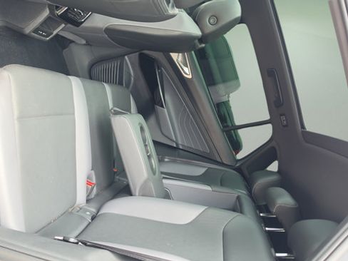 Used 2023 Volkswagen ID.4 S RWD image 12