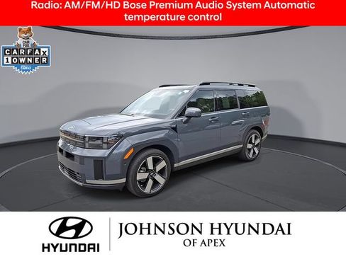 Used 2024 Hyundai Santa Fe Limited AWD/4WD image 4
