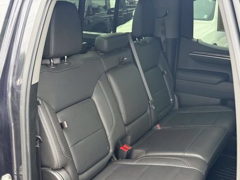 Used 2022 Chevrolet Silverado 1500 LTZ w/ Technology Package AWD/4WD image 31