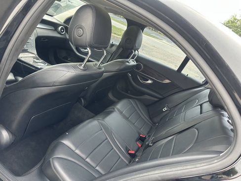 Used 2017 Mercedes-Benz C 300 4MATIC Sedan image 15