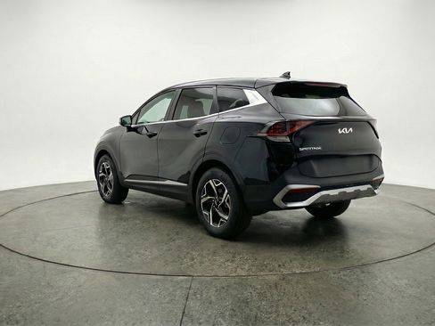 Used 2025 Kia Sportage LX image 6