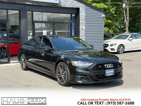 Used 2020 Audi S8 L w/ S8 Executive Package AWD/4WD image 5
