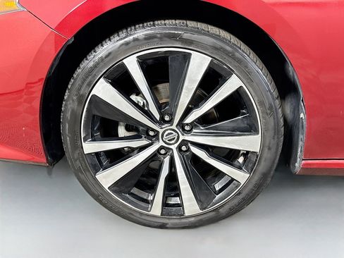 Used 2021 Nissan Altima 2.5 SR FWD image 38