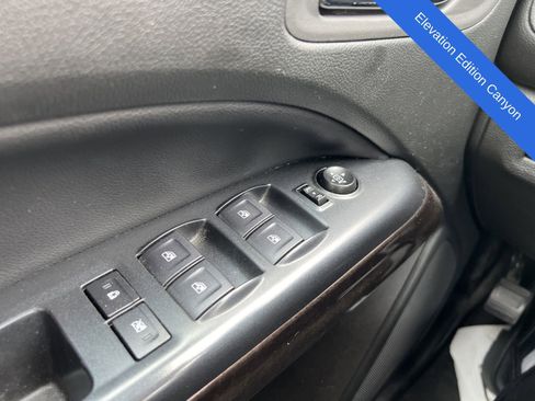 Used 2022 GMC Canyon Elevation image 18