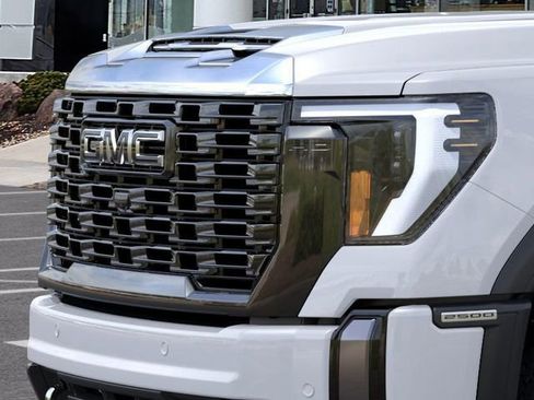 New 2026 GMC Sierra 2500 Denali Ultimate w/ Max Trailering Package image 13