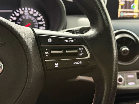 Used 2018 Kia Stinger GT2 image 34